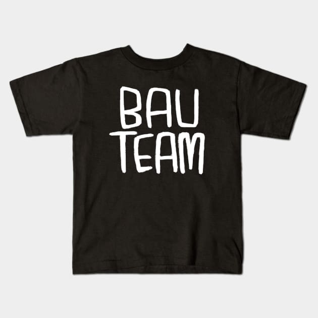 German Bau Team, Bauhelfer, Bauteam, Hausbau Kids T-Shirt by badlydrawnbabe